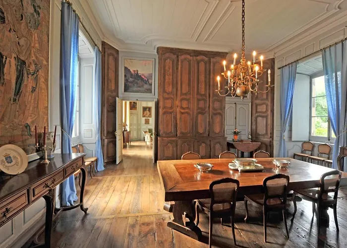 Chateau De La Vigne Гостевой дом Алли