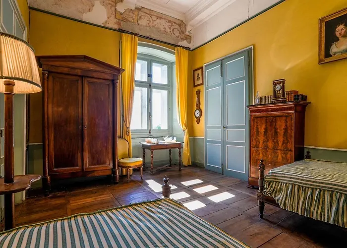 Chateau De La Vigne Гостевой дом Алли